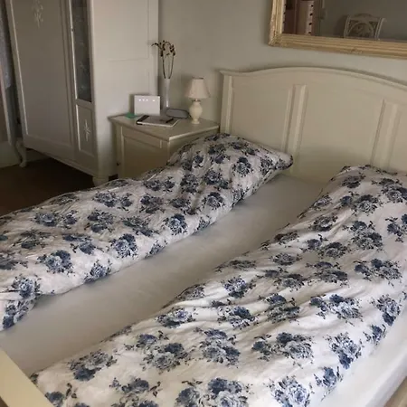 בית כפרי Huset *